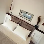 Casa Bianca * ليبسوي